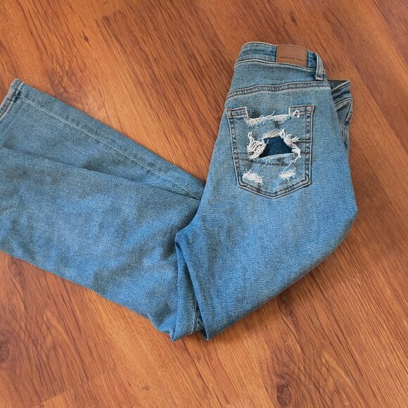 American eagle mom jeans! - Picture 2 of 3